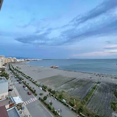 Blue Sea Paradise Apartament *