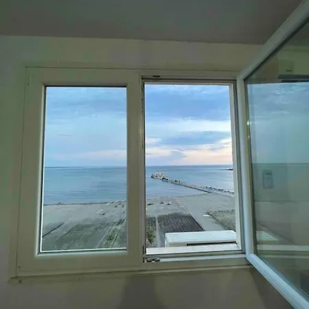 Blue Sea Paradise Apartament