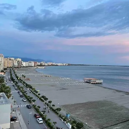 Blue Sea Paradise Apartament *
